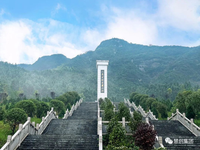 1688348297757496.jpg 2a.jpg